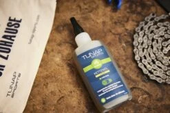 TUNAP Kettenöl Ultimate Tropfflasche 100 Ml -Fahrrad Serie 4096 2732 max 3