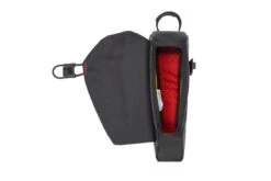 Revelate-designs Revelate Designs Mag Tank Bolt On EcoPac Oberrohrtasche, 1L, Black 9 Revelate-designs Revelate Designs Mag Tank Bolt On EcoPac Oberrohrtasche, 1L, Black -Fahrrad Serie 9d819013 98bc 4a90 9c65 eb3a8f22a8f04150c