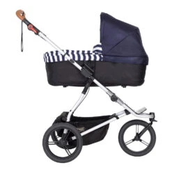 Mountain Buggy Urban Jungle Luxury Kinderwagen-Set Nautical 2021 -Fahrrad Serie mb urban jungle kinderwagen luxury nautical side view