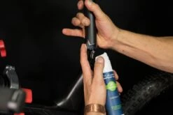 TUNAP Lagerfett 100g Im Spender -Fahrrad Serie ts pflege 78 scaled 1